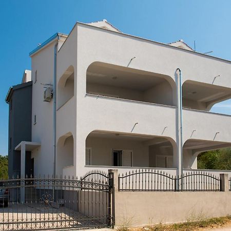 Apartment Vodice - Lovric Екстер'єр фото