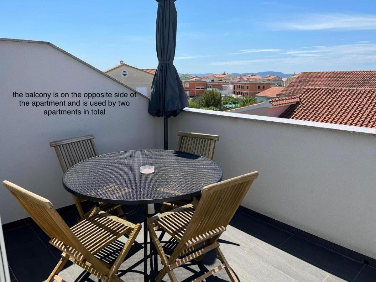 Apartment Vodice - Lovric Екстер'єр фото